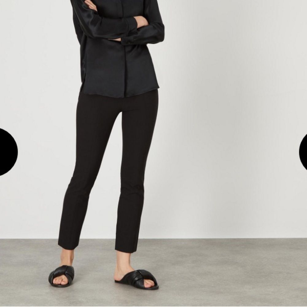Vince Size extra small black pull on ankle length pull on pants leggings